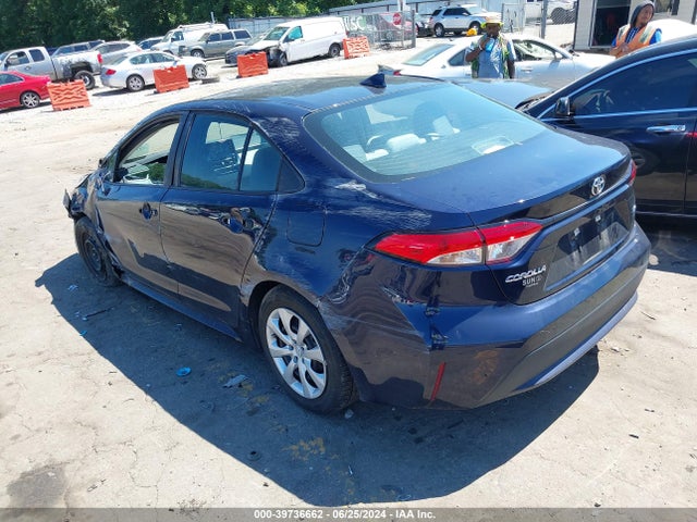 Toyota COROLLA LE 2022 5YFEPMAE3NP331915 Image 3