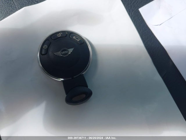 2007 MINI COOPER S WMWMF73537TL87326 Photo 10