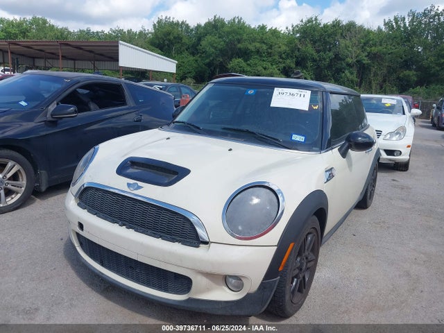 2007 MINI COOPER S WMWMF73537TL87326 Photo 1