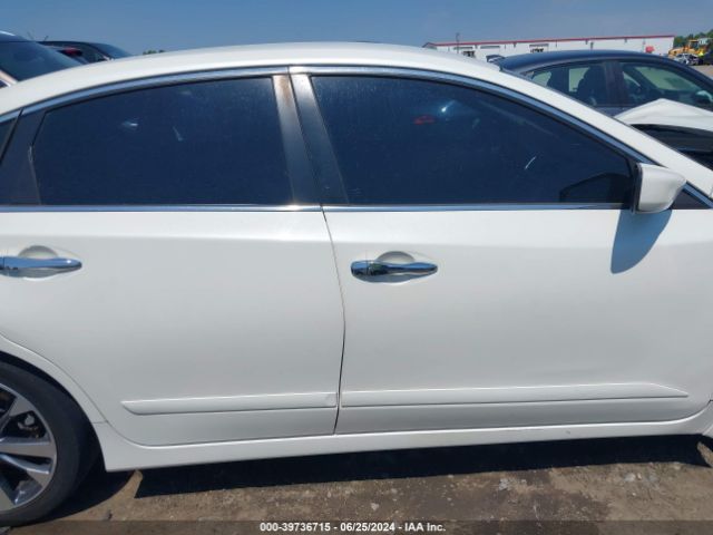 1N4AL3AP3HC143095 Nissan Altima 2.5 Sr