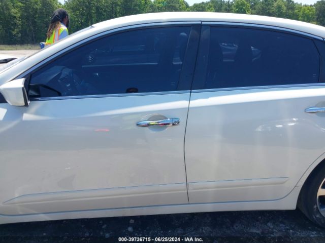 1N4AL3AP3HC143095 Nissan Altima 2.5 Sr
