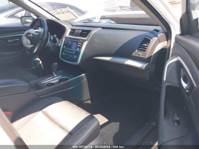 1N4AL3AP3HC143095 Nissan Altima 2.5 Sr