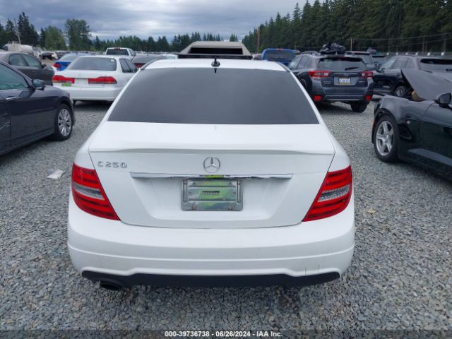 WDDGF4HB4ER304905 Mercedes-Benz C 250 Luxury/sport