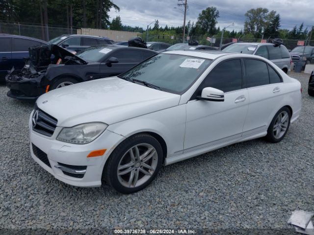 WDDGF4HB4ER304905 Mercedes-Benz C 250 Luxury/sport