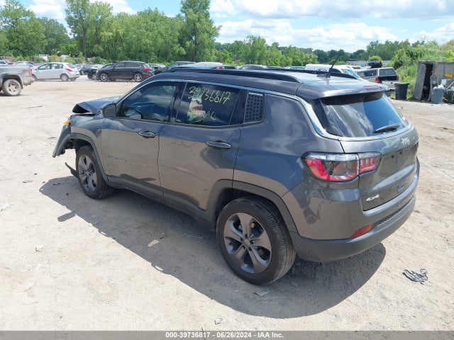 Jeep Compass Latitude Lux 4x4 2022 3C4NJDFB7NT134081 Image 3