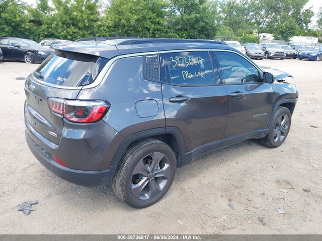 Jeep Compass Latitude Lux 4x4 2022 3C4NJDFB7NT134081 Image 4