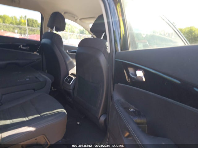 KIA Sorento 2.4l Lx 2017 5XYPGDA38HG219210 Image 8
