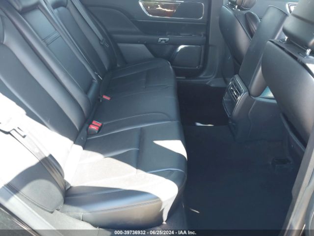 1LN6L9PK9K5611398 Lincoln Continental Standard
