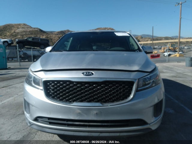 KIA SEDONA LX 2017 KNDMB5C14H6233479 Image 12