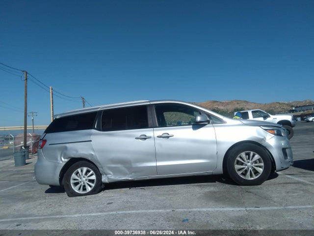 KIA SEDONA LX 2017 KNDMB5C14H6233479 Image 13