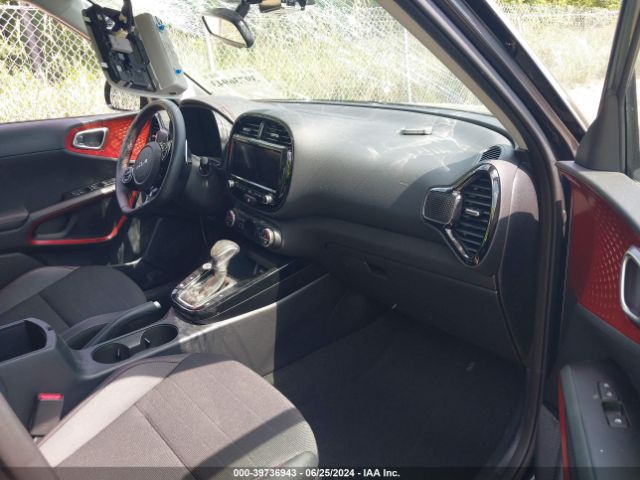 KNDJ53AF6N7838123 KIA Soul Turbo