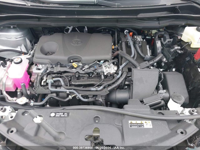 Toyota SIENNA LE 2024 5TDKRKEC9RS201273 Image 10
