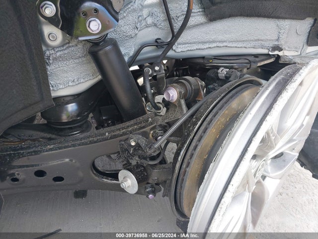 Toyota SIENNA LE 2024 5TDKRKEC9RS201273 Image 18