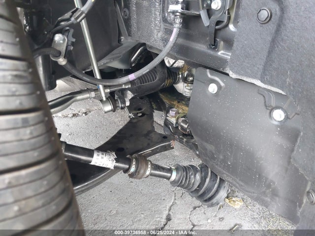 Toyota SIENNA LE 2024 5TDKRKEC9RS201273 Image 19