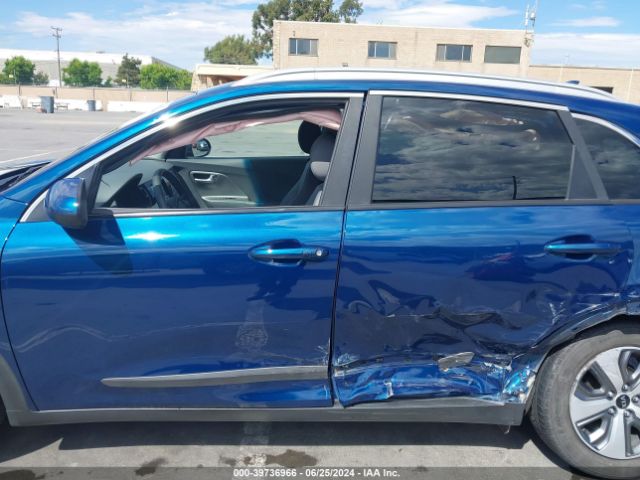 KNDCB3LC8K5260327 KIA NIRO LX