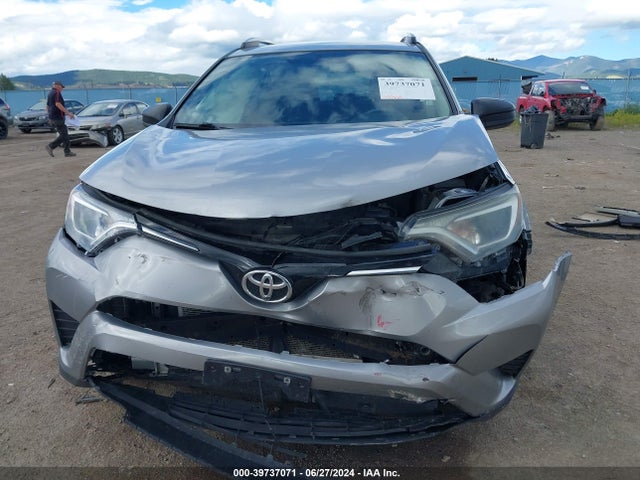 Toyota RAV4 LE 2016 2T3BFREV9GW423990 Image 6
