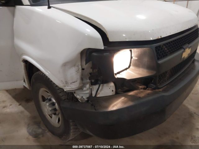 1GCWGBFF1H1108498 Chevrolet Express 2500 Work Van