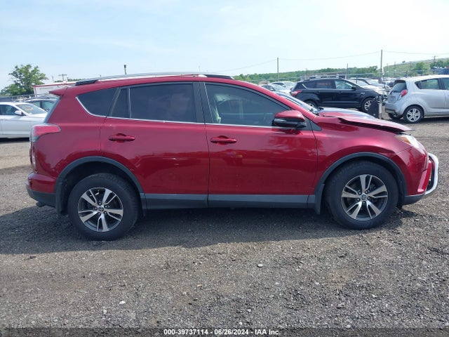 Toyota Rav4 Xle 2018 2T3RFREV3JW786047 Image 13