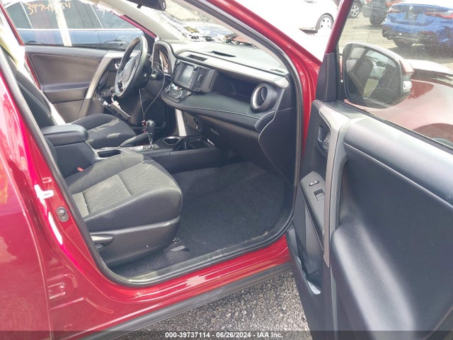 Toyota Rav4 Xle 2018 2T3RFREV3JW786047 Image 5