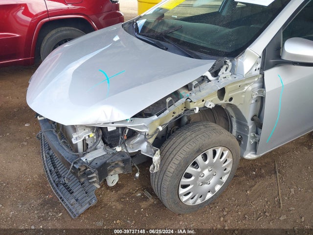 Toyota COROLLA LE 2019 2T1BURHE5KC231891 Image 6
