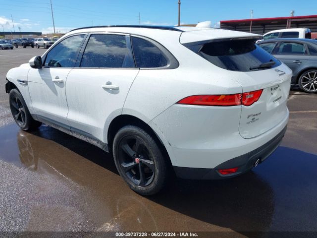 SADCJ2BV2HA074044 Jaguar F-pace 35t Premium