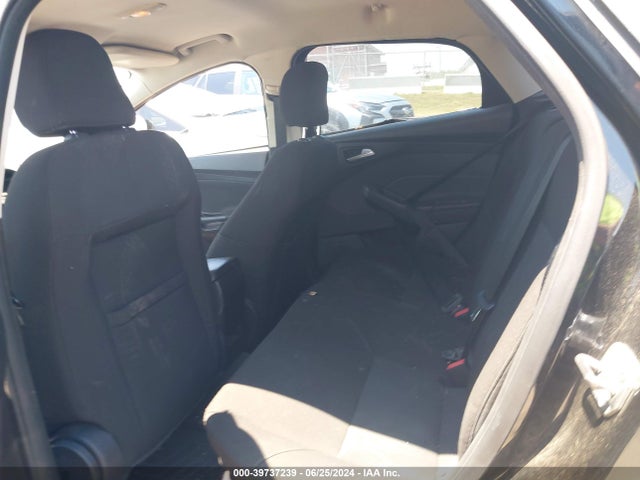 Ford FOCUS SE 2015 1FADP3K26FL222861 Image 8