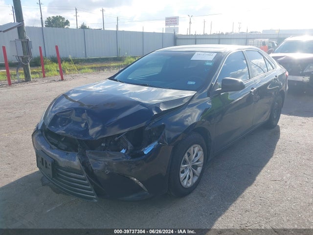 Toyota CAMRY LE 2017 4T1BF1FK2HU312374 Image 2