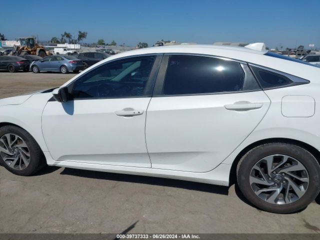 2HGFC2F7XJH511893 Honda CIVIC EX
