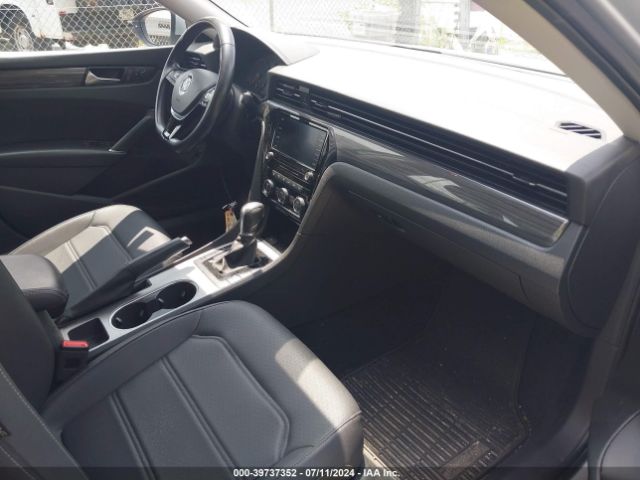 1VWMA7A38LC006175 Volkswagen Passat 2.0t R-line