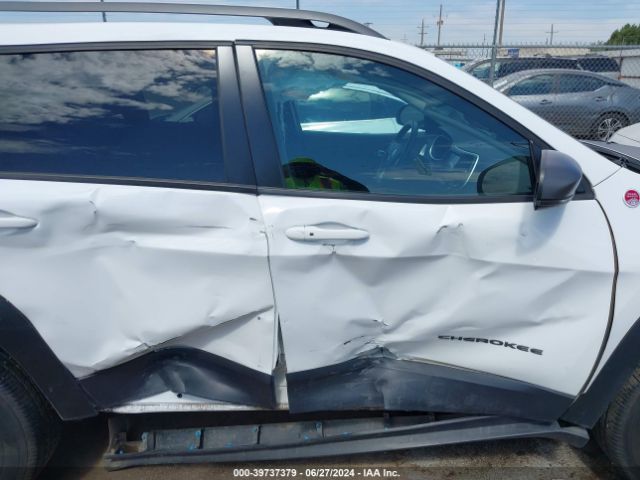 1C4PJMBS5HD220997 Jeep Cherokee Trailhawk L Plus 4x4