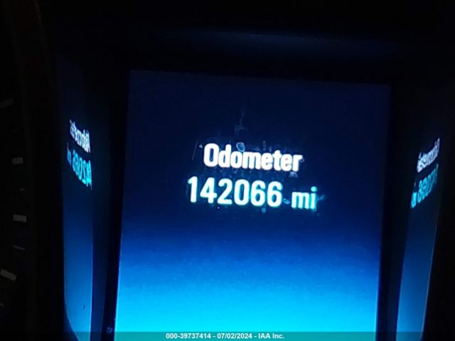 1G11D5SL6FF306079 Chevrolet MALIBU 2LT