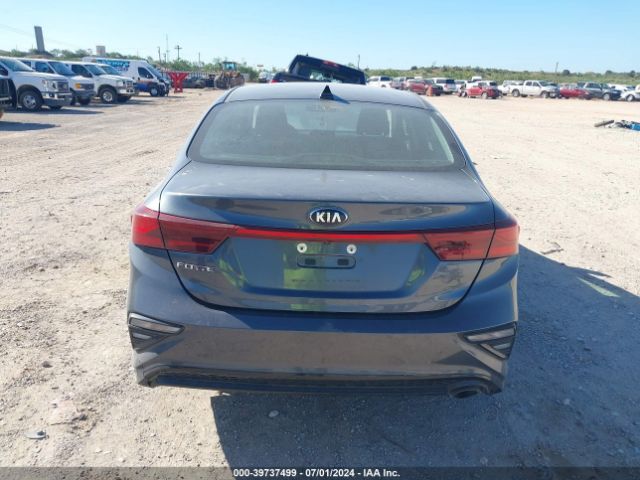 3KPF24AD8LE193684 KIA Forte Lxs