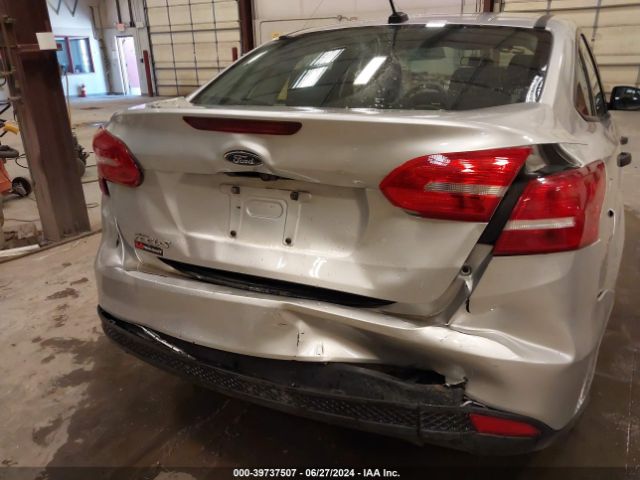 1FADP3E2XHL308236 Ford FOCUS S