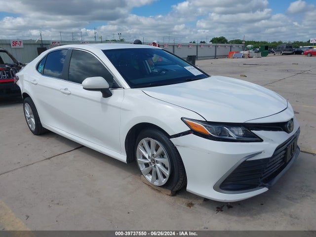Toyota CAMRY LE 2022 4T1C11AK2NU697683 главное изображение