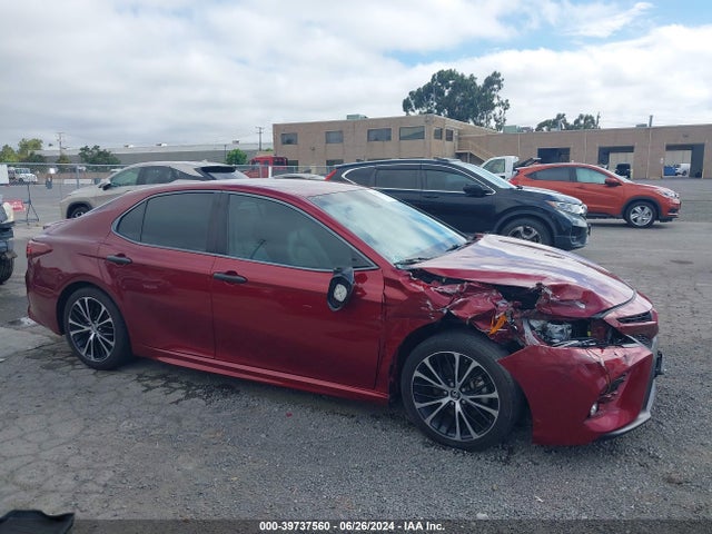 Toyota CAMRY SE 2018 4T1B11HK7JU589619 Image 14