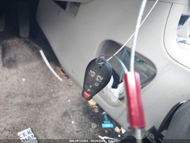 2C4RDGCG9GR225028 Dodge Grand Caravan Sxt