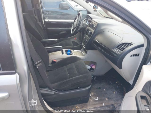 2C4RDGCG9GR225028 Dodge Grand Caravan Sxt