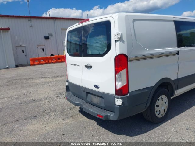 1FTYE1YM7GKB17526 Ford Transit-150