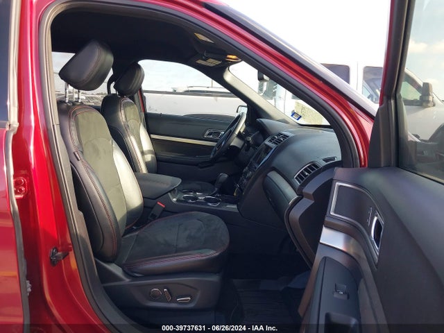 Ford EXPLORER XLT 2018 1FM5K7D81JGC69573 Image 5
