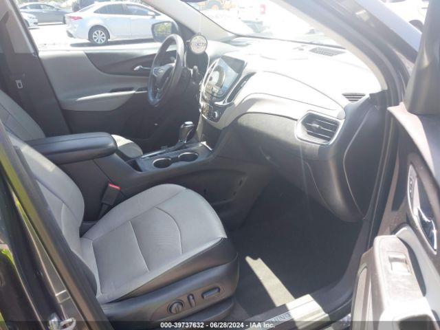 3GNAXMEV8JL118899 Chevrolet Equinox Premier