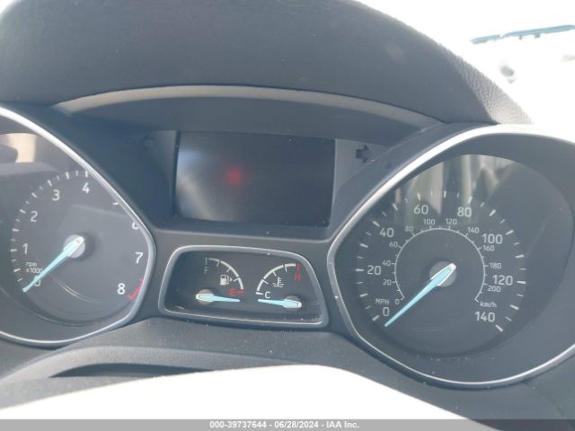 1FMCU0JD6HUD77354 Ford Escape Titanium