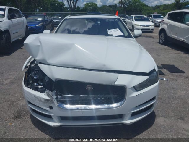 SAJAD4BG2HA946912 Jaguar Xe 25t Premium