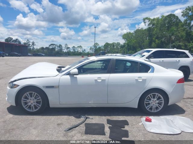 SAJAD4BG2HA946912 Jaguar Xe 25t Premium