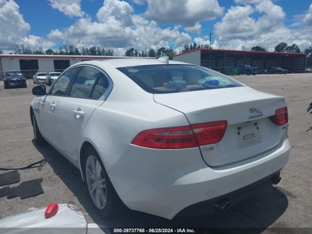 SAJAD4BG2HA946912 Jaguar Xe 25t Premium
