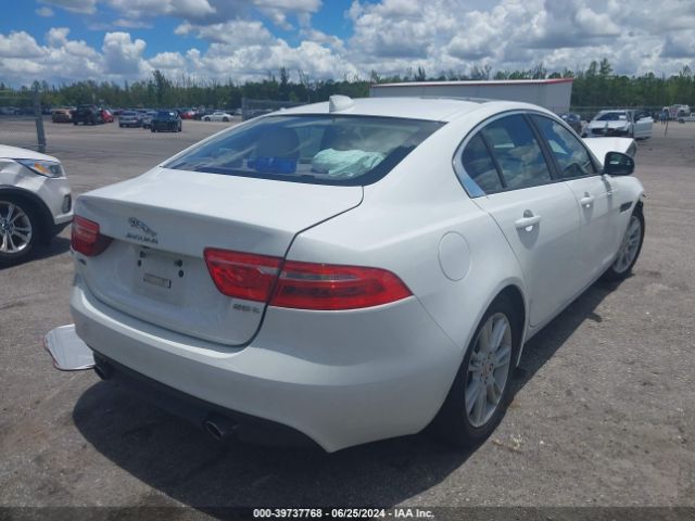 SAJAD4BG2HA946912 Jaguar Xe 25t Premium