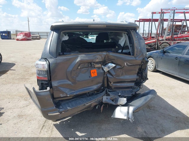 Toyota 4runner Limited 2016 JTEBU5JR4G5391265 Image 17