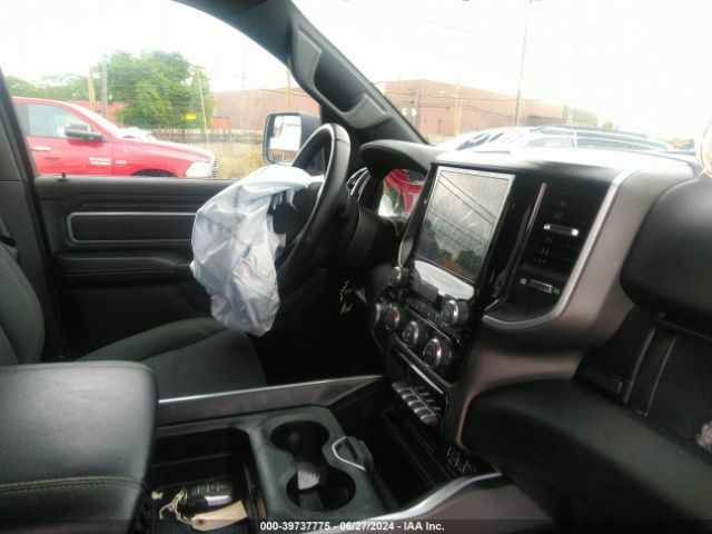 1C6SRFFT0NN405280 RAM 1500 Big Horn  4x4 5'7 Box