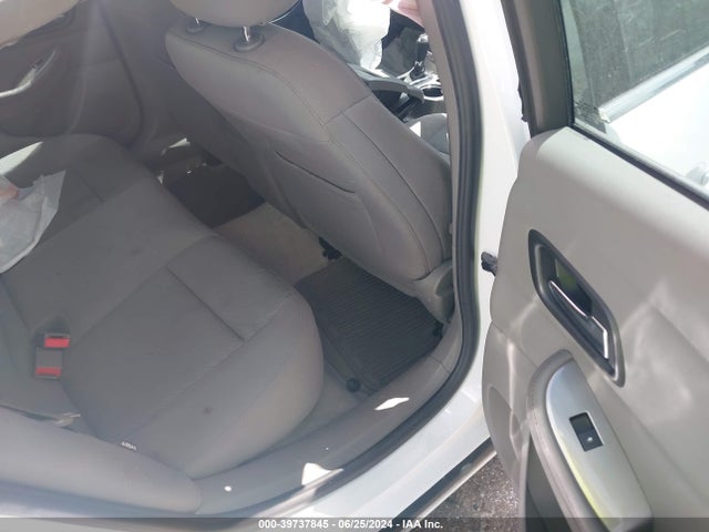 Chevrolet MALIBU LS 2015 1G11B5SL3FF197747 Image 8