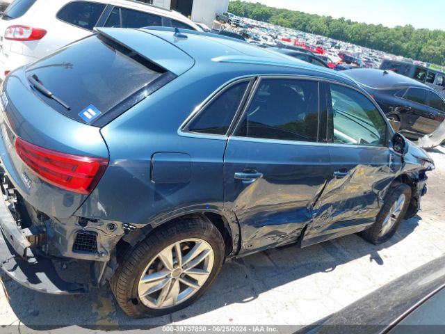 WA1JCCFS1JR015622 Audi Q3 2.0t Premium/2.0t Sport Premium