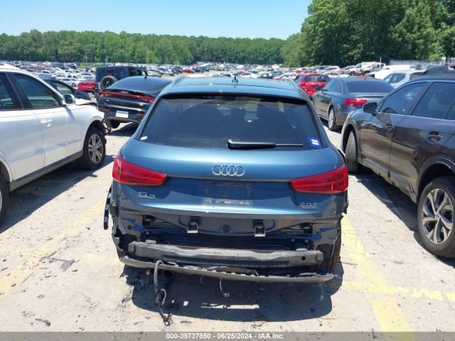 WA1JCCFS1JR015622 Audi Q3 2.0t Premium/2.0t Sport Premium